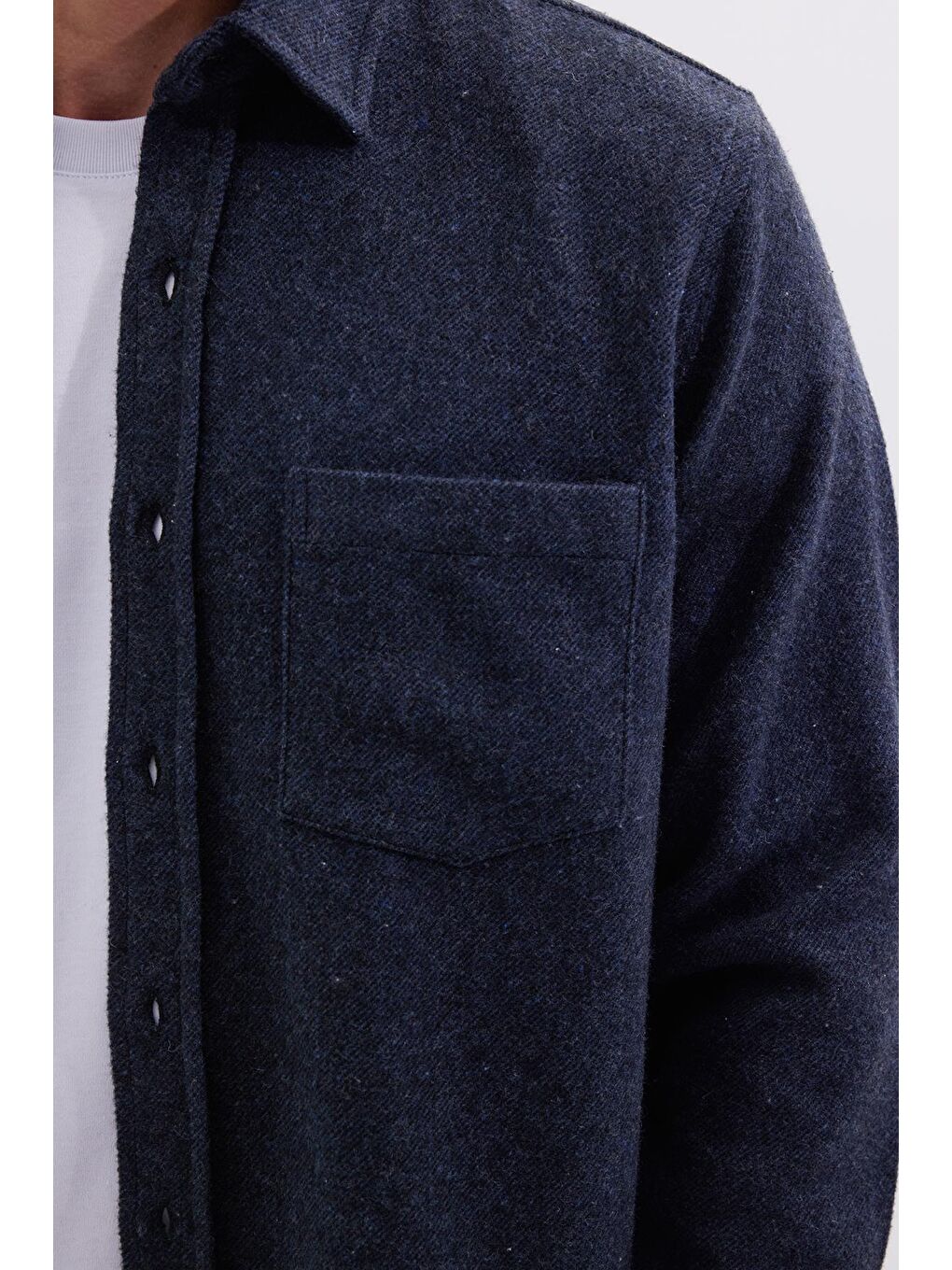 Erkek Regular Fit Klasik Kesim Düz Cepli Koyu İndigo Oduncu Gömlek-2