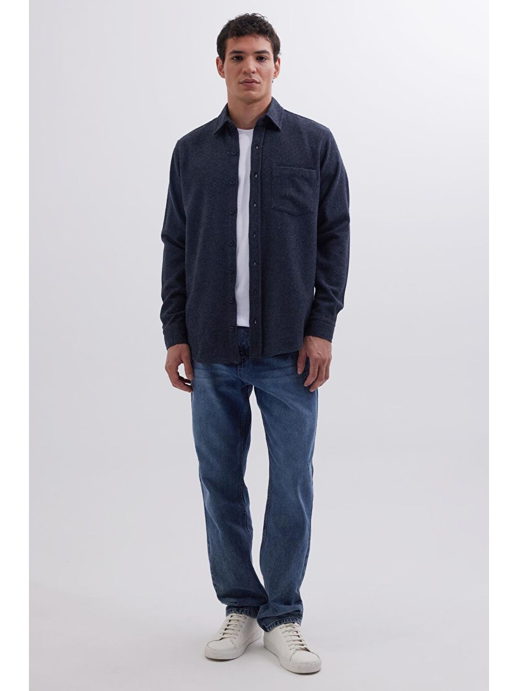 Erkek Regular Fit Klasik Kesim Düz Cepli Koyu İndigo Oduncu Gömlek-3
