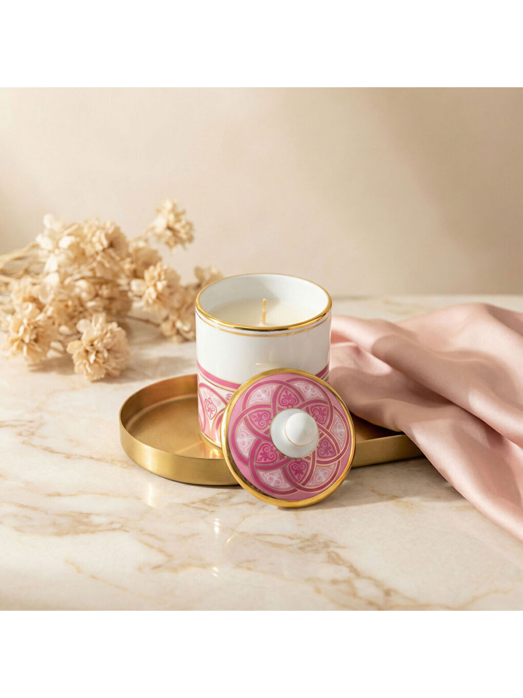 Ekru El Dekoru Altın Yaldızlı Kapaklı Porselen Mumluk & Dekoratif Kutu