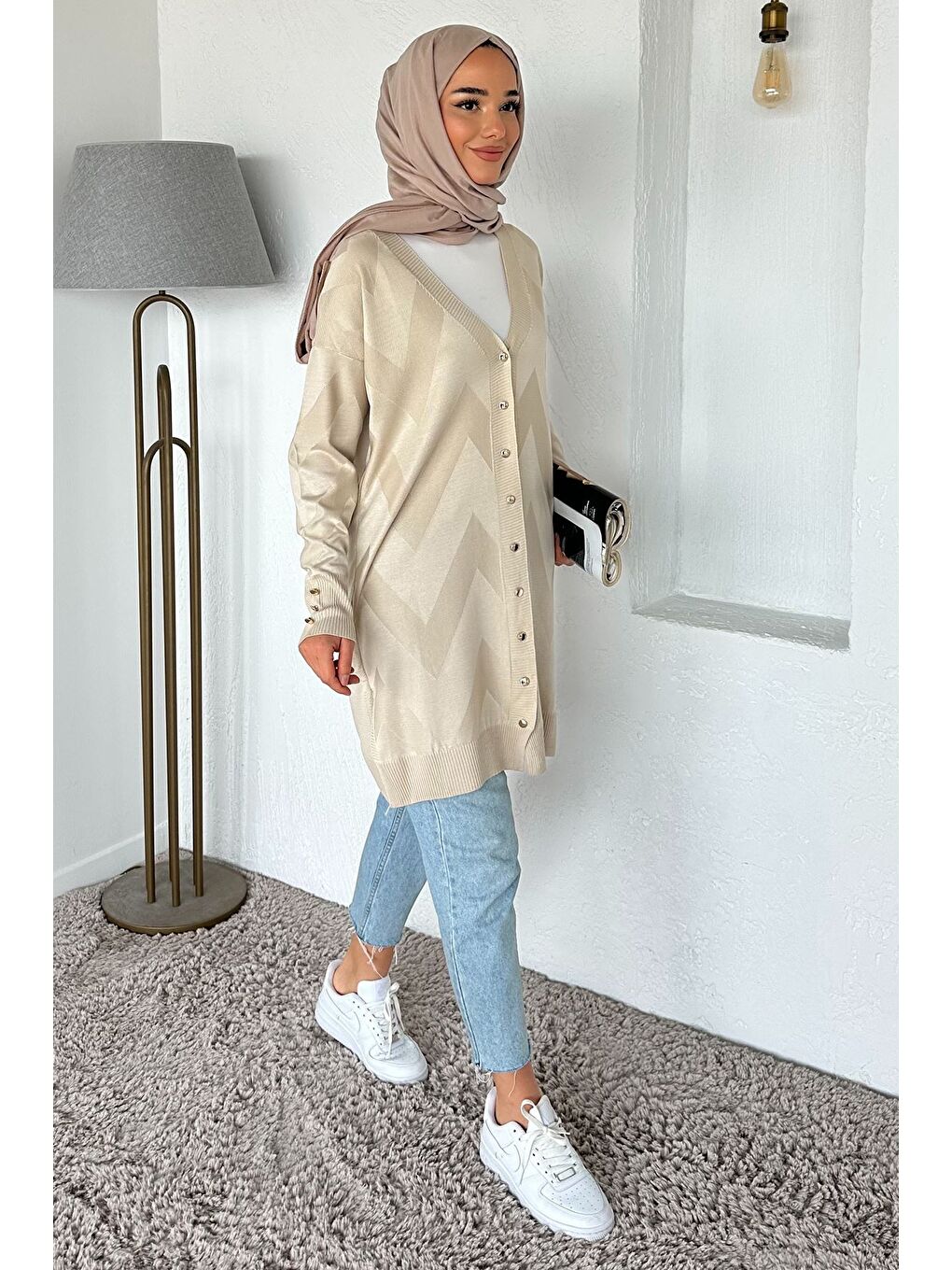 Bej Ön Düğmeli Desenli Tesettür Triko Hırka (m-l-xl Uyumludur)-1