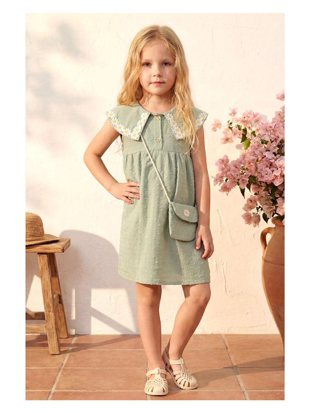 Kız Çocuk Pamuklu Yeşil Papatya İşlemeli Elbise - Çantalı-3