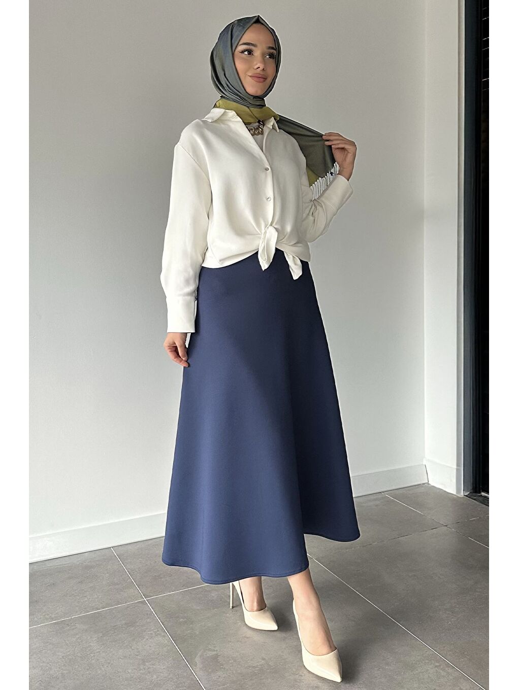Lacivert Bel Lastikli Scuba Tesettür Kiloş Etek-3