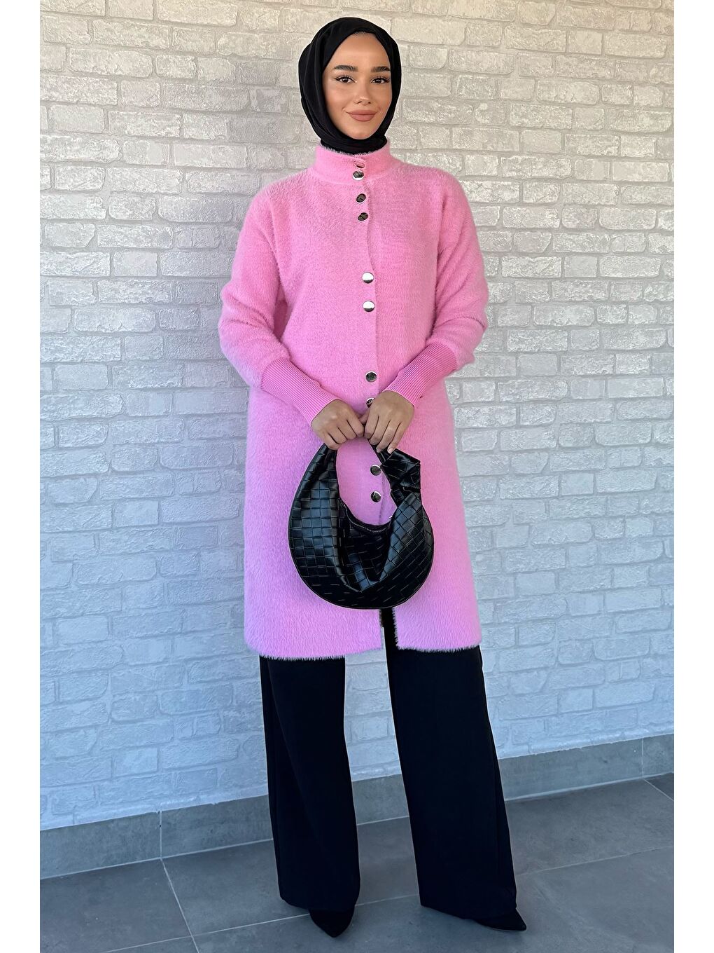 Pembe Gold Düğmeli Tesettür Yumoş Triko Hırka-1