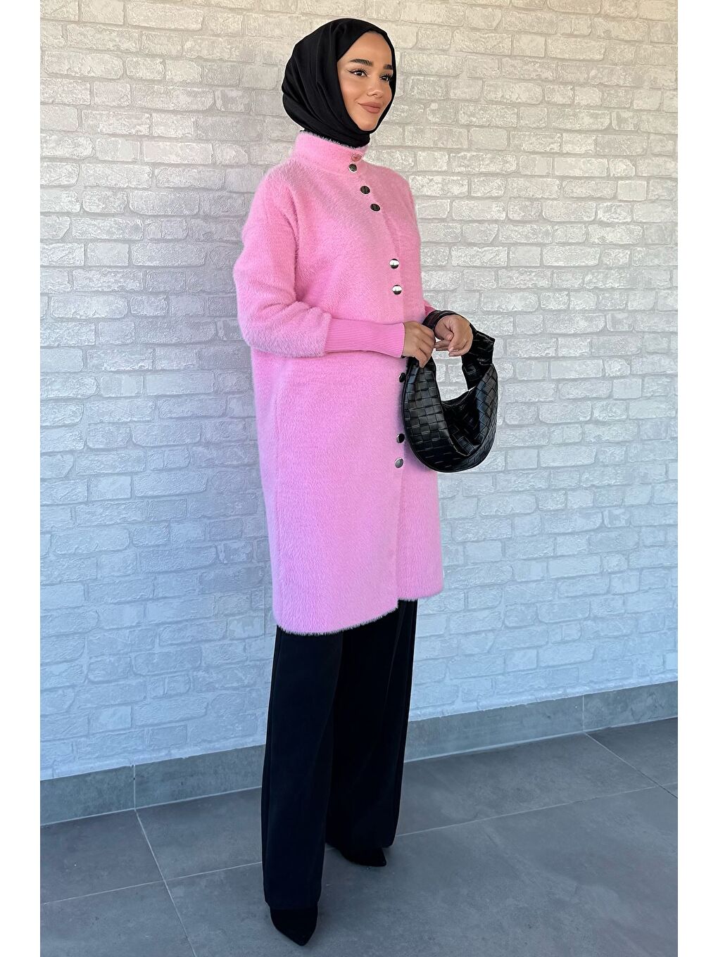 Pembe Gold Düğmeli Tesettür Yumoş Triko Hırka-3