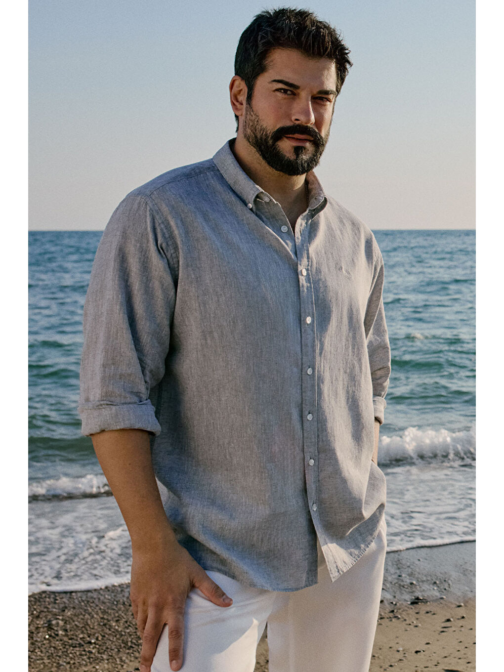 Erkek Gri Comfort Fit Rahat Kesim Düğmeli Yaka Keten Gömlek-1