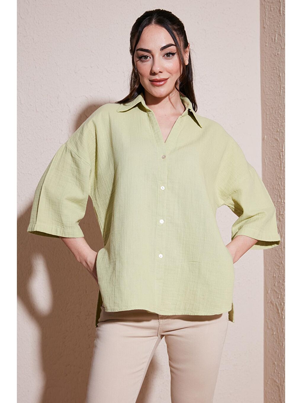 Yeşil Pamuklu Truvakar Kollu Oversize Kadın Gömlek 24Y0807K1-3
