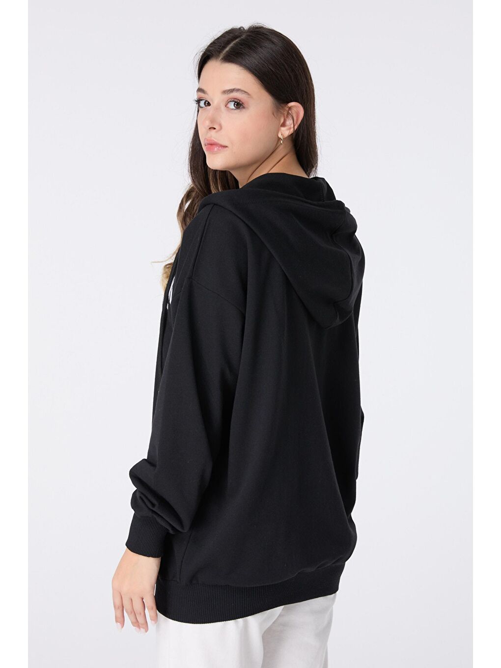 Kapüşonlu Yaka Kadın Siyah Fermuarlı Sweat - 23471-4