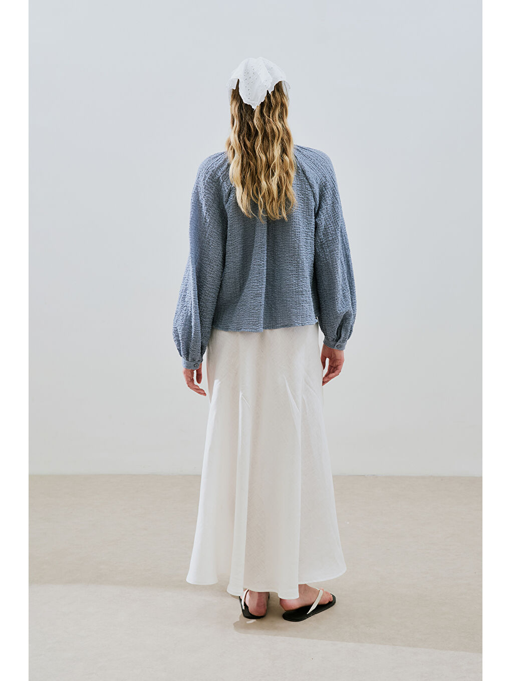 Dokulu Yakası Düğmeli Bluz Mavi-5