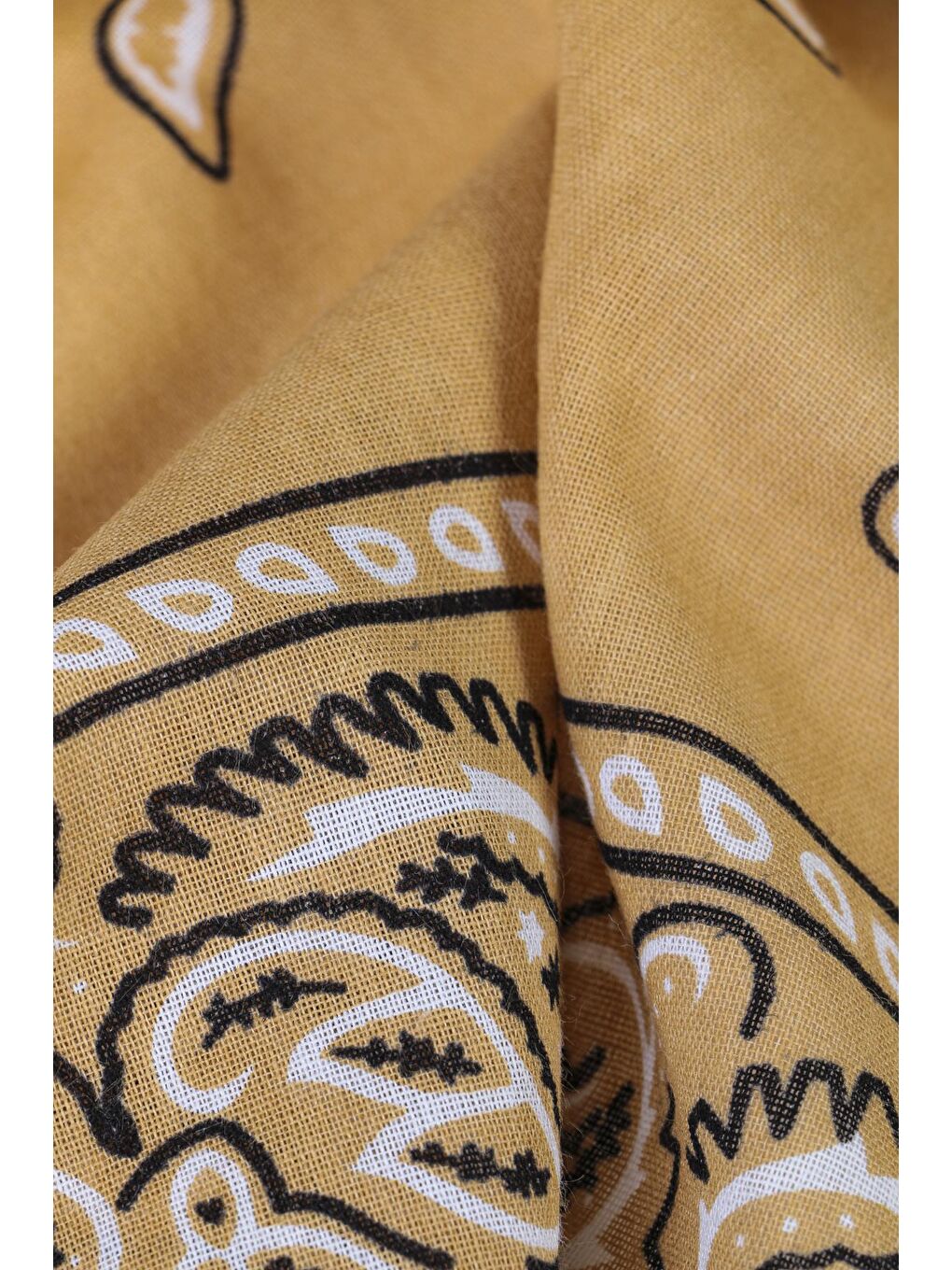 Sarı Şal Desenli Kare Pamuk Bandana Fular-2