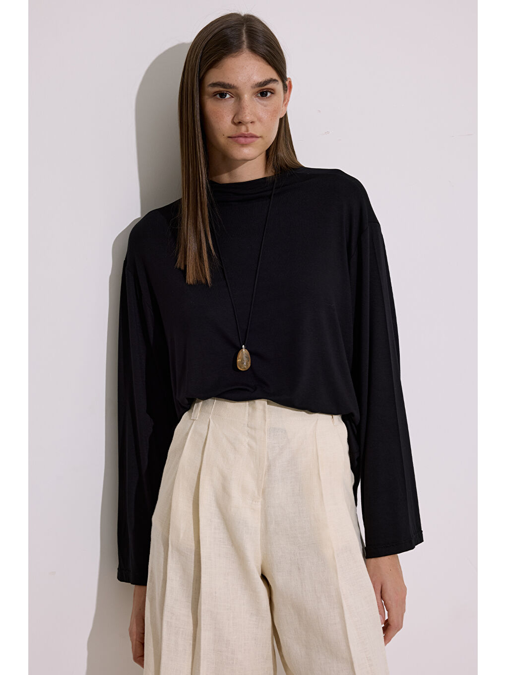 Dökümlü Uzun Kol Bluz Siyah-1