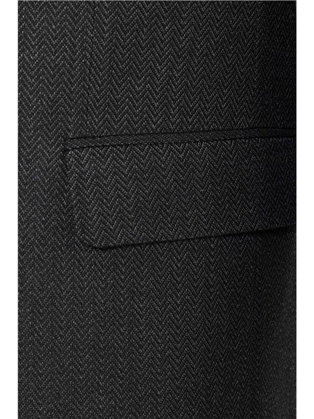 Siyah Regular Desenli Sivri Yaka 4 Drop Takım Elbise-3