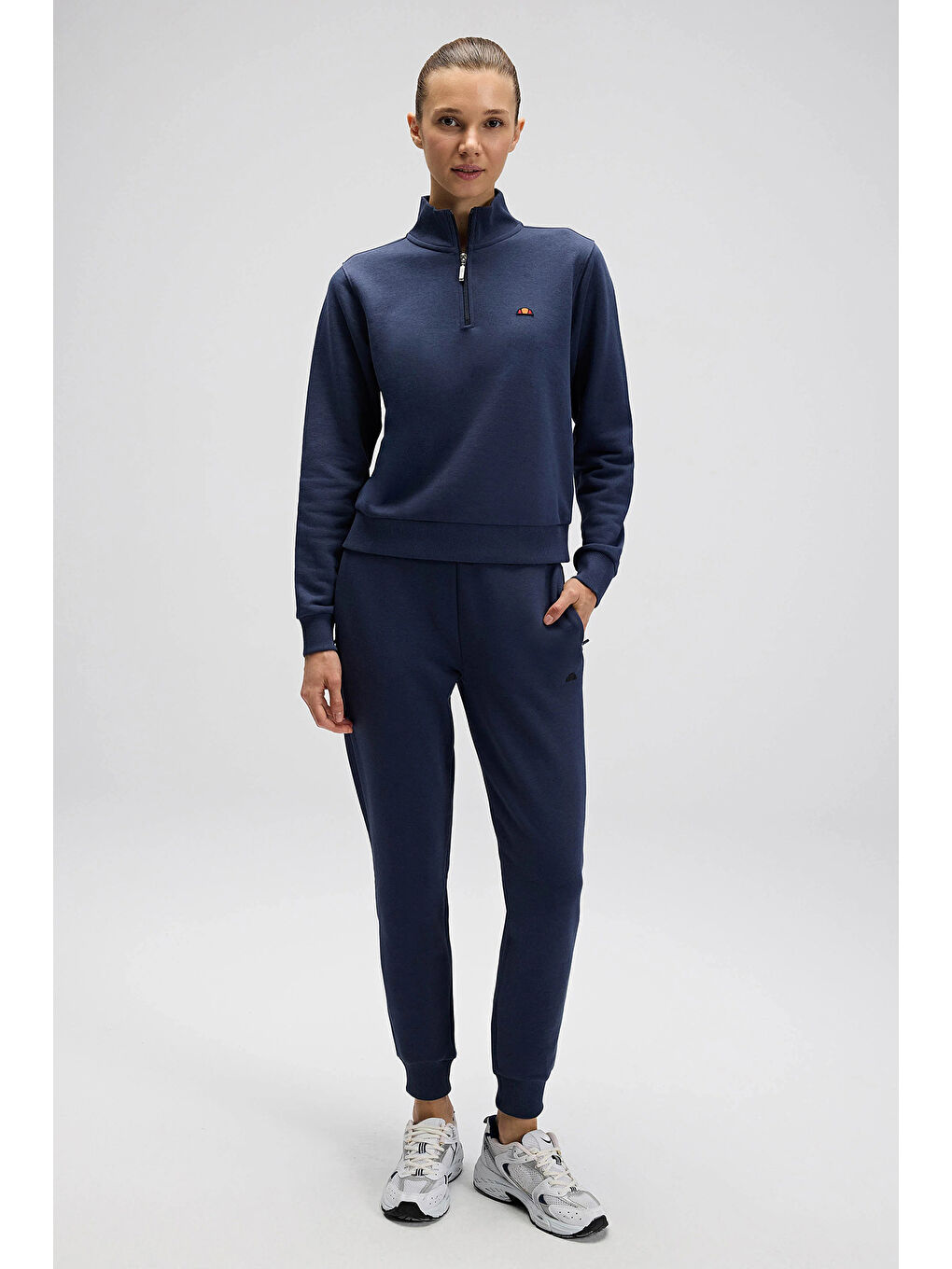 Lacivert Pamuklu Regular Fit Normal Bel Ribanalı Paça Kadın Eşofman Altı EF532-NV-1