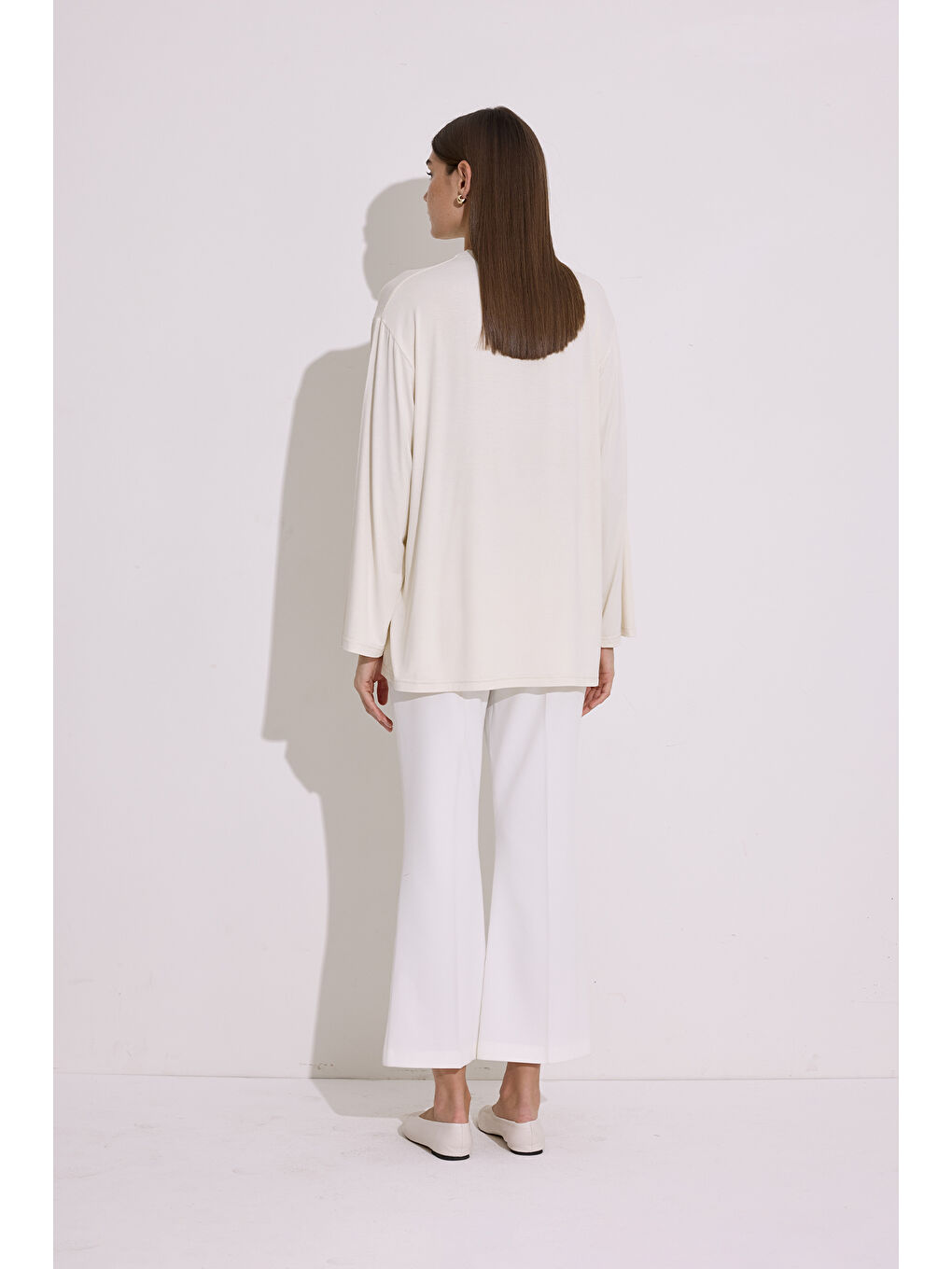 Beyaz Dökümlü Uzun Kol Bluz İnci-5