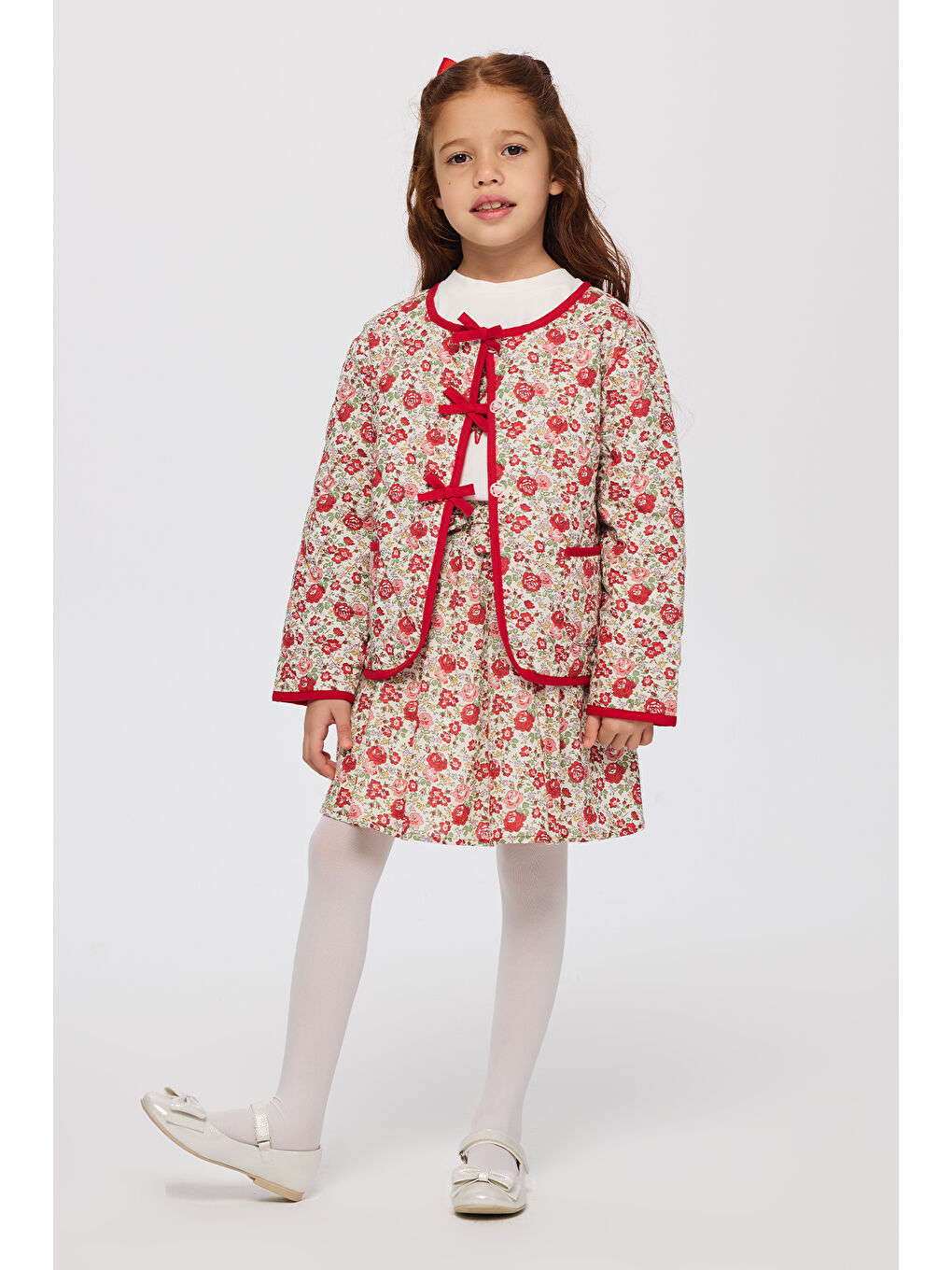 Kırmızı Liberty Kumaş Çiçek Desenli Kız Çocuk Ceket