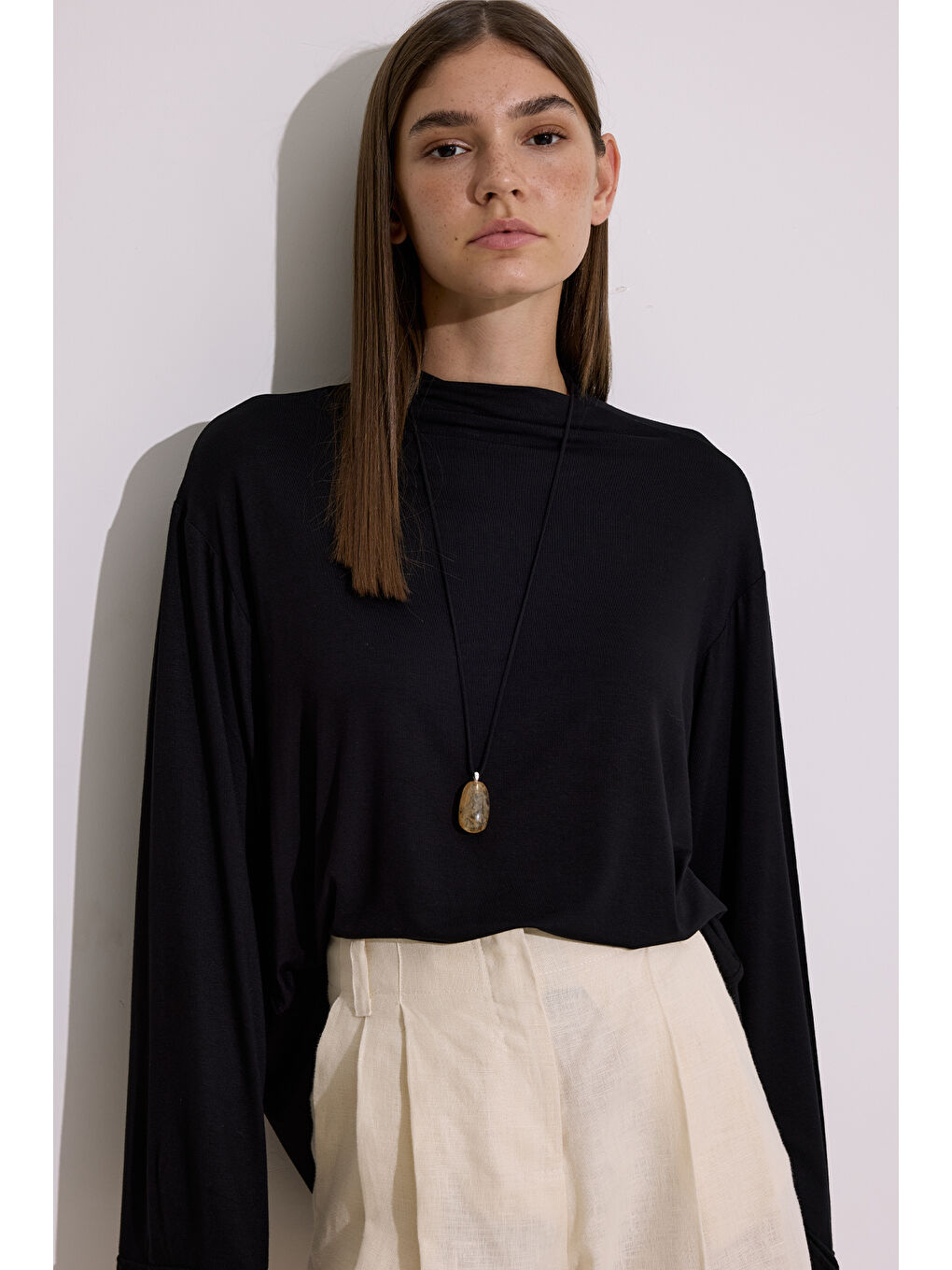 Dökümlü Uzun Kol Bluz Siyah-4