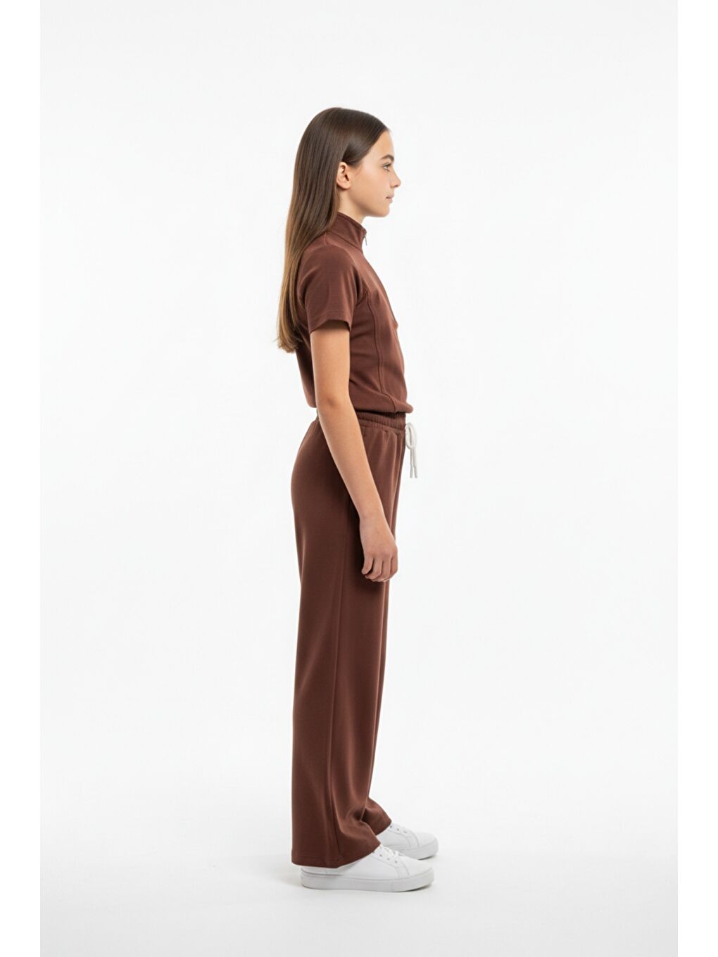 Kahverengi Kız Çocuk 2'li Takım Dik Yaka Yarım Fermuar Kısa Kollu Nakışlı Tişört & Beli Lastikli Bol Paça Bağl-2