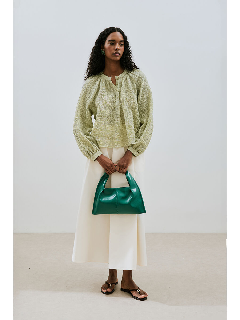 Dokulu Yakası Düğmeli Bluz Yeşil-2