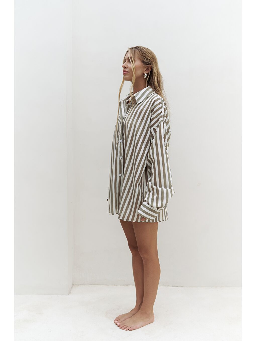 Rosy Transparan Çizgili Haki Oversize Gömlek-1