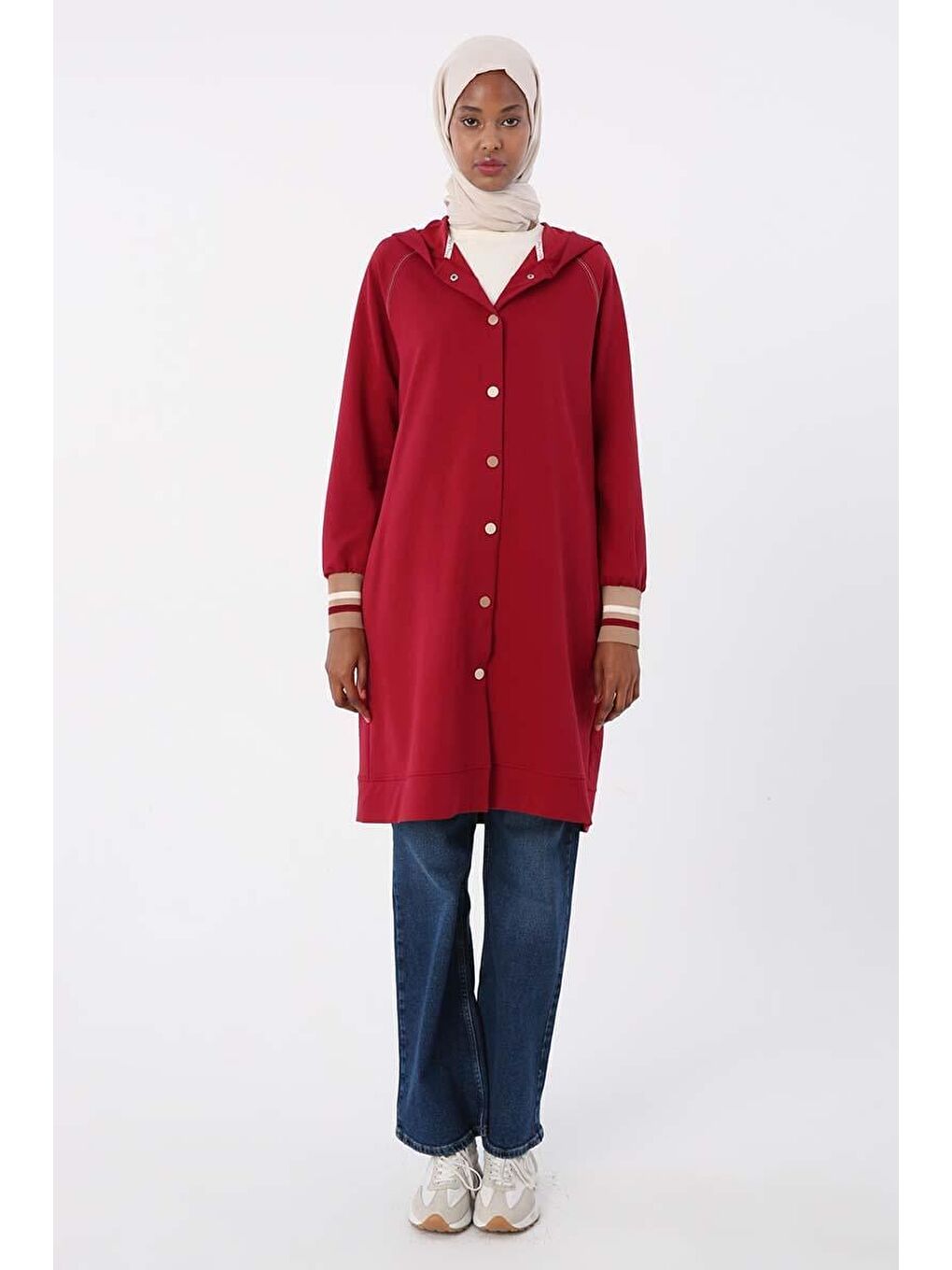 Bordo Çizgili Ribanalı Ve Renkli Çıtçıtlı Kapüşonlu Hırka-1