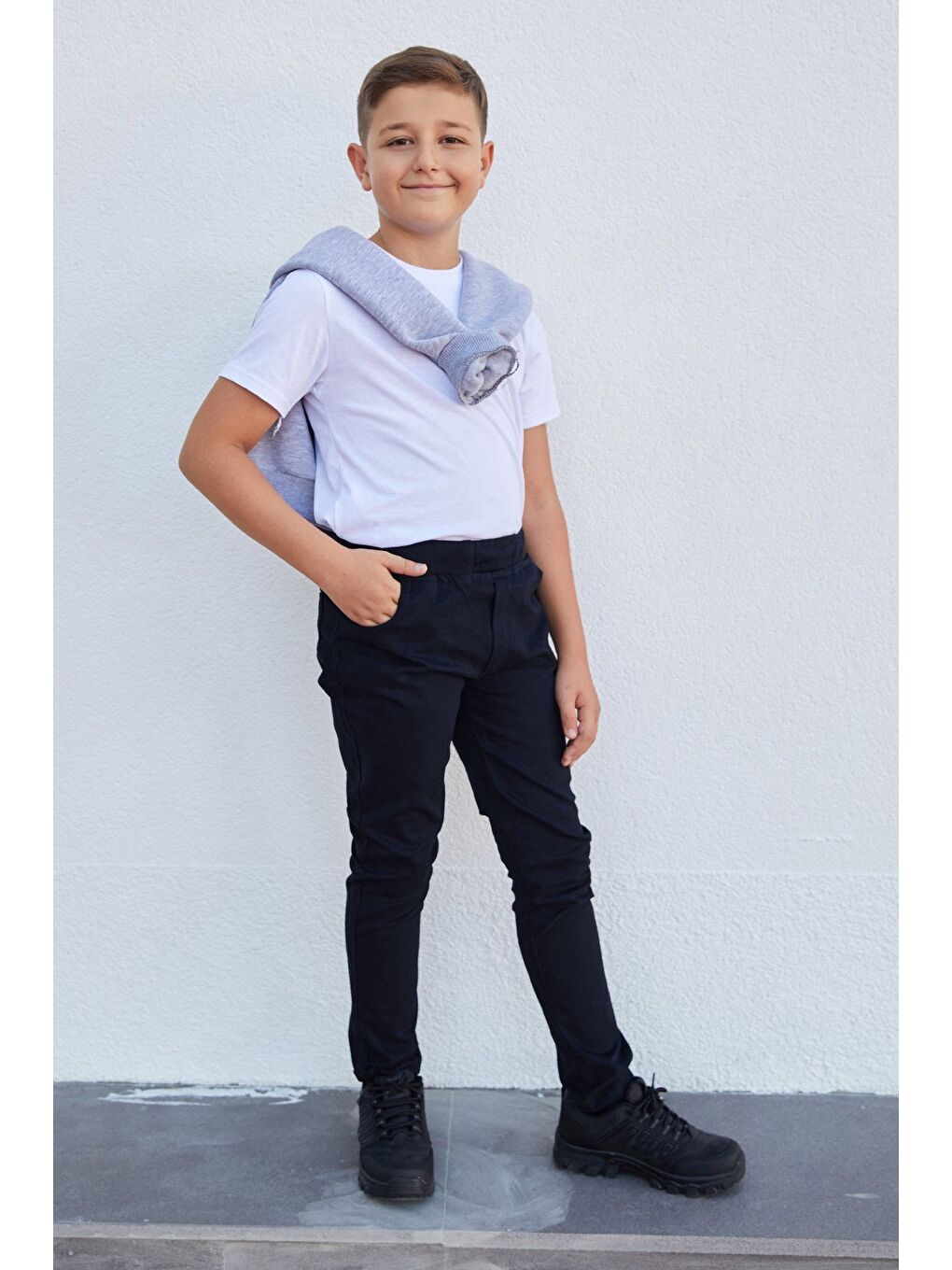 Lacivert Beli Lastikli Erkek Çocuk Okul Pantolonu-2