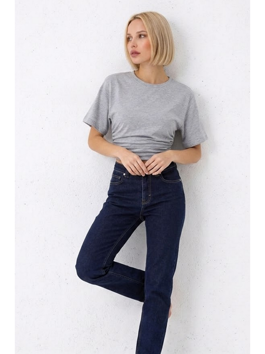 Kadın Fashion Slim Fit Gri Crop Tişört-3