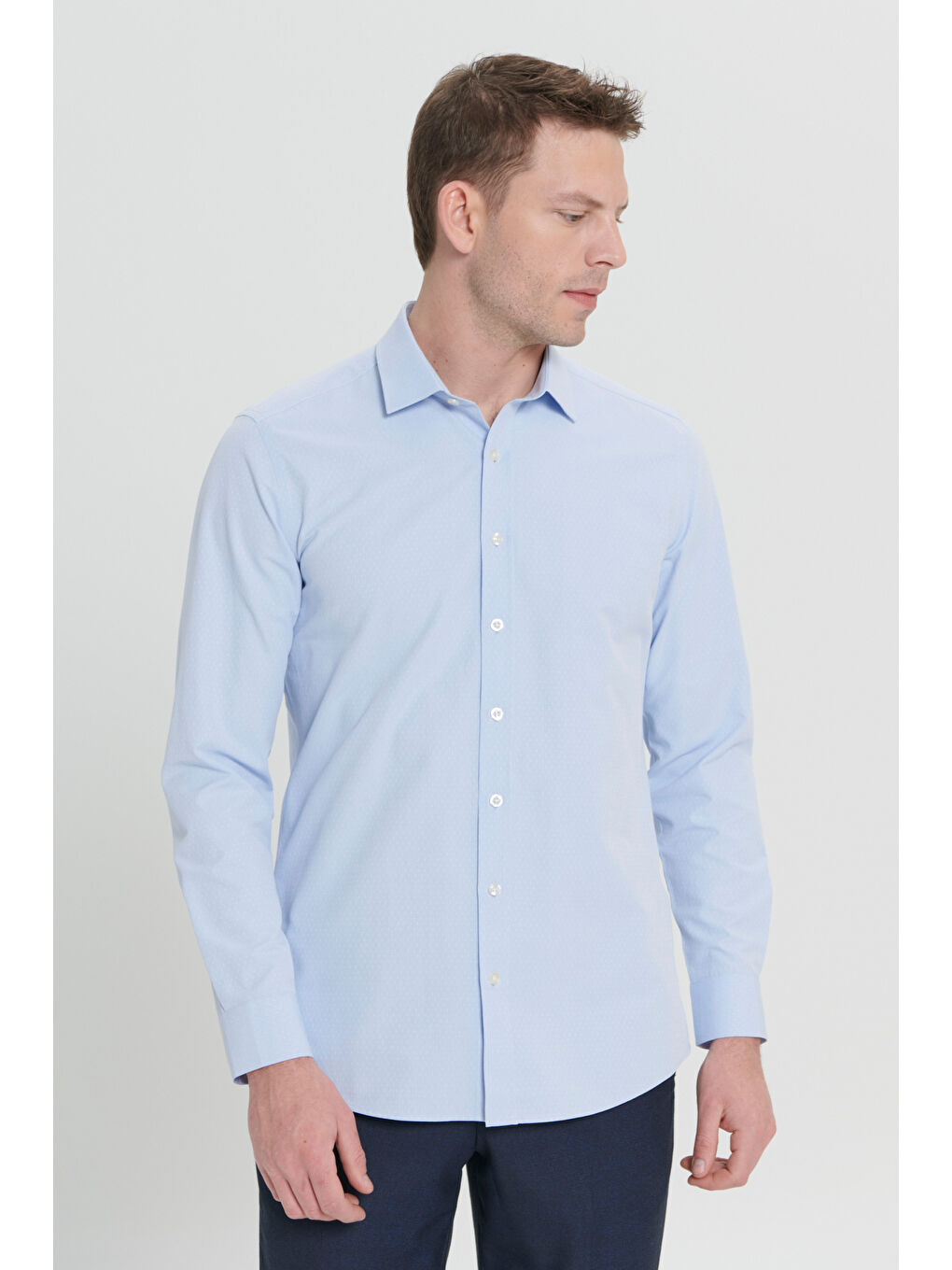 Erkek Açık Mavi Slim Fit Dar Kesim Klasik Yaka Pamuklu Armürlü Gömlek-2