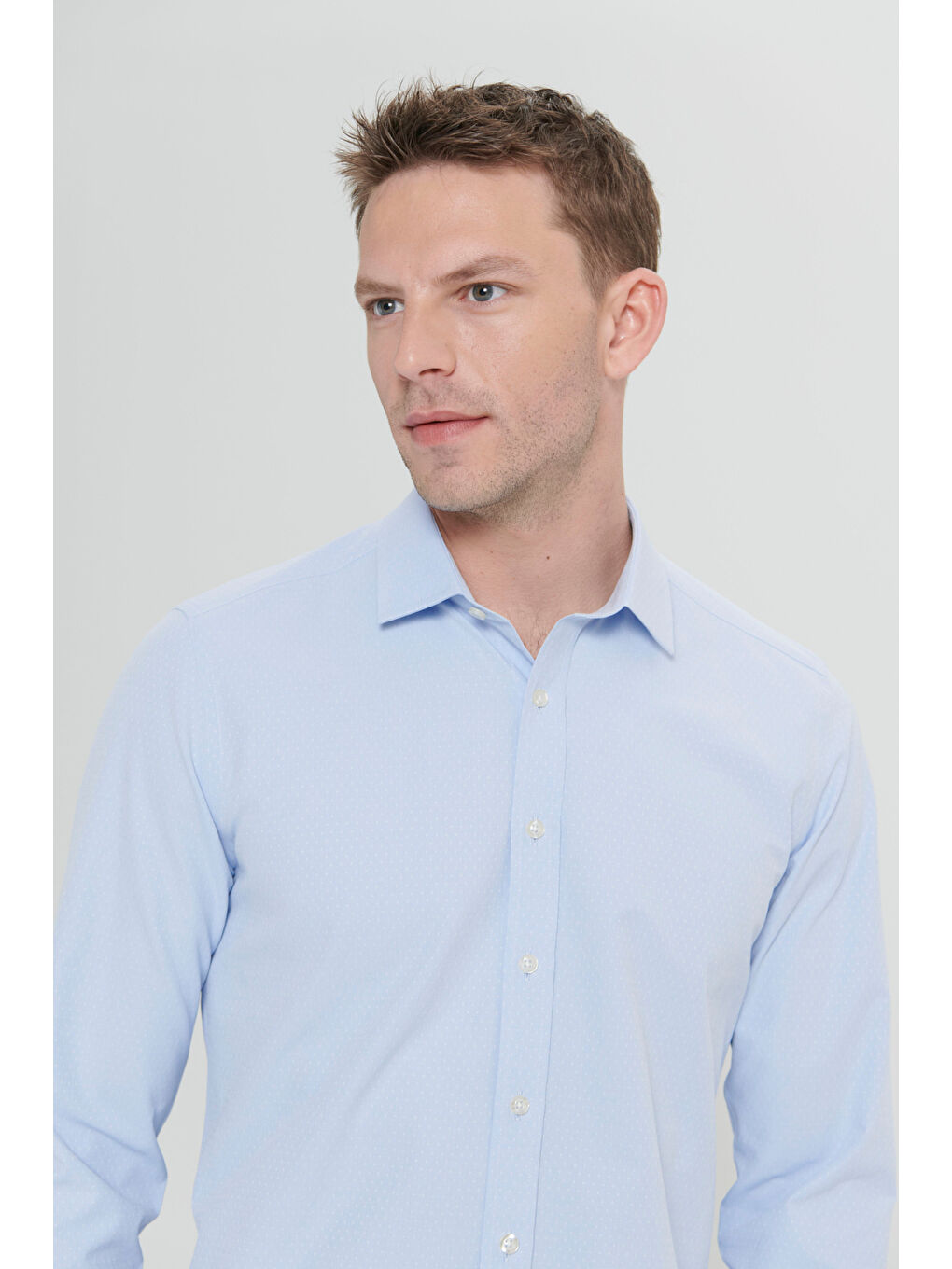 Erkek Açık Mavi Slim Fit Dar Kesim Klasik Yaka Pamuklu Armürlü Gömlek-4