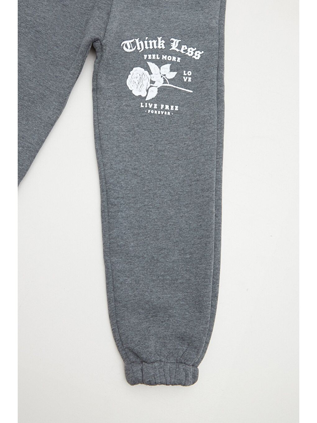 Antrasit Gül Ve Yazı Baskılı Beli Lastikli Kız Çocuk Eşofman Altı-1