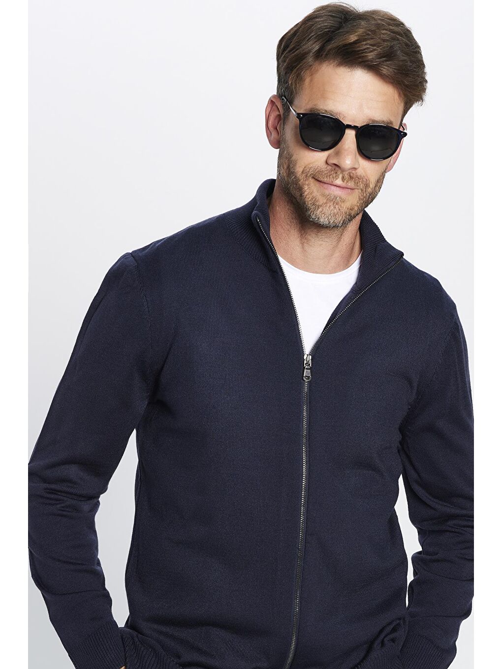 Erkek Slim Fit Dar Kesim Lacivert Dik Yaka Fermuarlı Düz Hırka