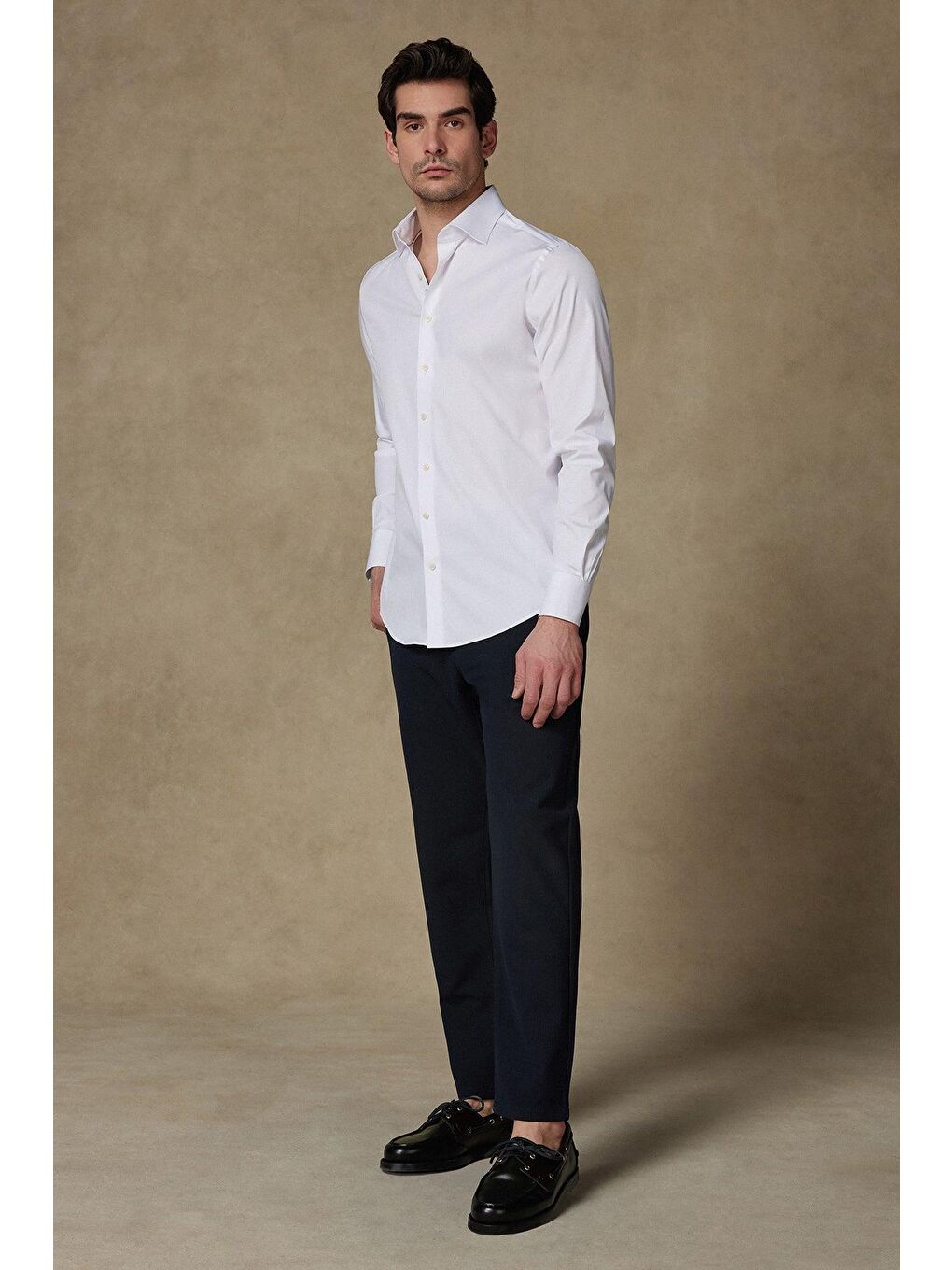 Donatello Non Iron Twill Pamuklu Slim Fit Beyaz Klasik Yaka Erkek Düz %100 Pamuk Gömlek-2