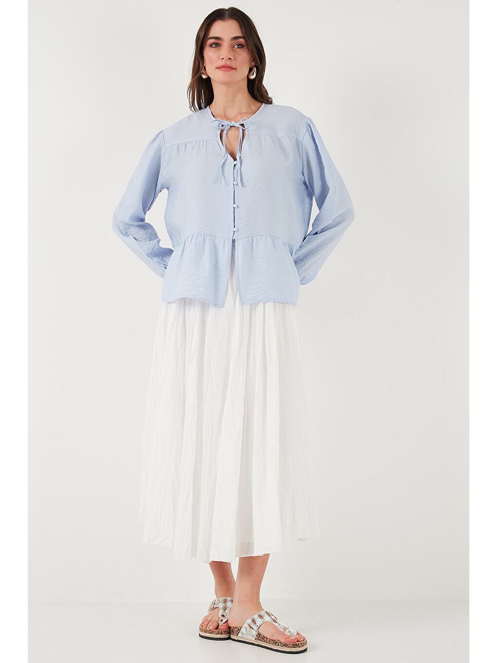 Mavi Oversize Fit Balon Kol Bağlamalı Yaka Detaylı Kadın Gömlek 6772618-2