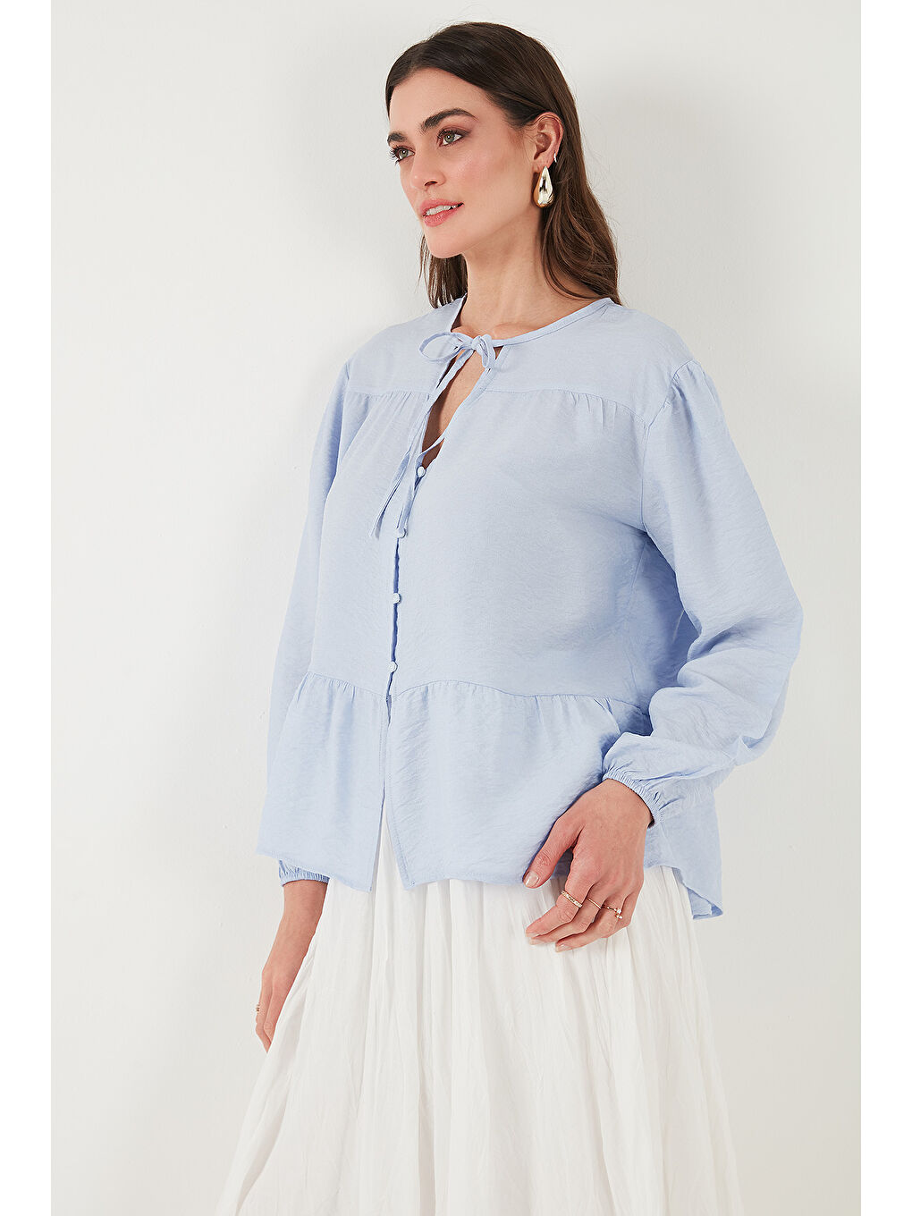 Mavi Oversize Fit Balon Kol Bağlamalı Yaka Detaylı Kadın Gömlek 6772618-5