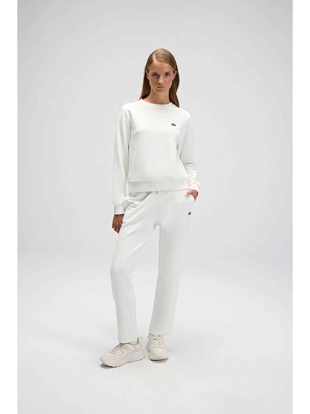 Beyaz Pamuklu Regular Fit Bisiklet Yaka Logolu Sweat Kadın EF553-OF-3