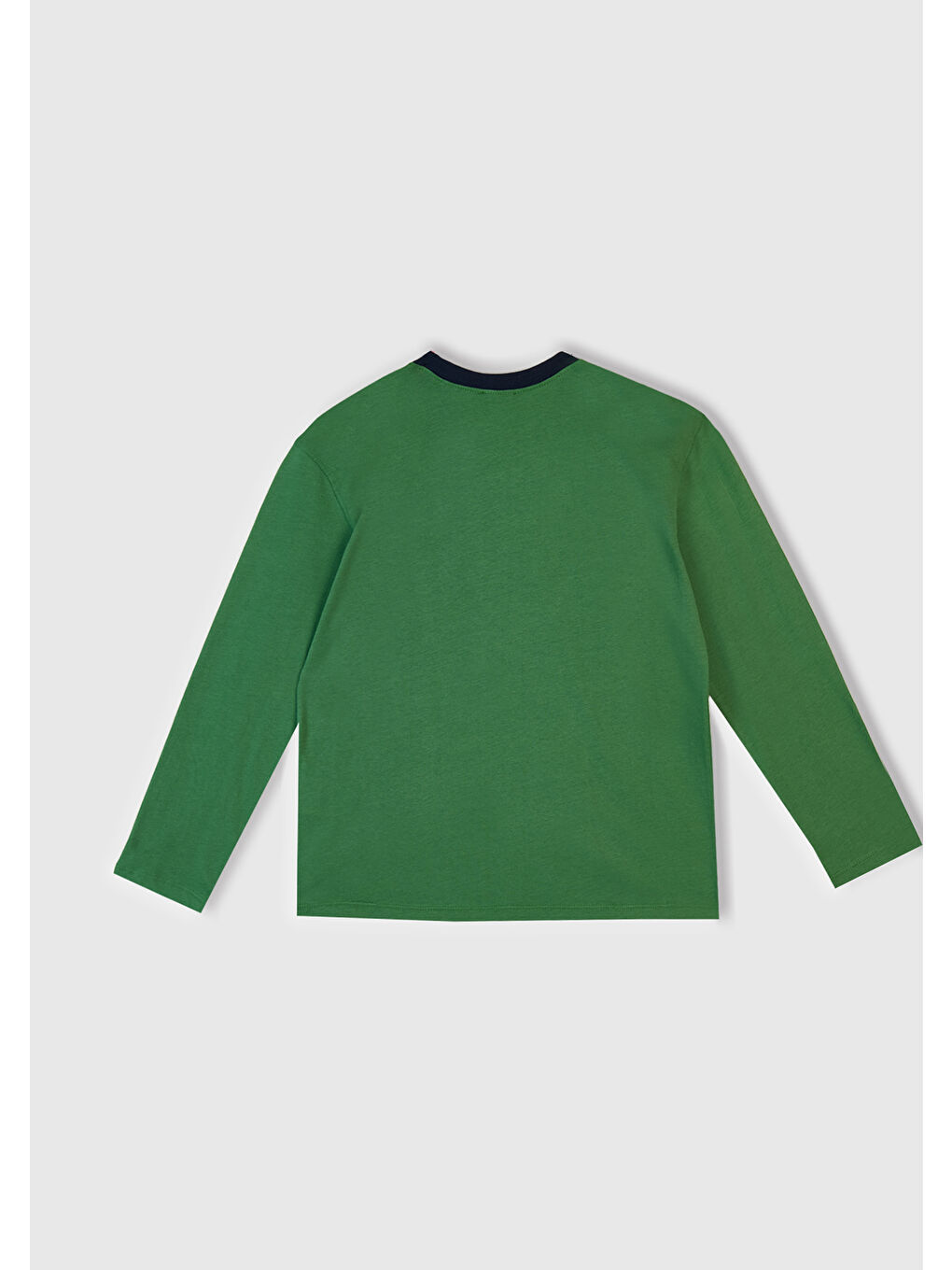 Erkek Çocuk Yeşil Üstü Baskılı Altı Cepli Pijama Takımı-3