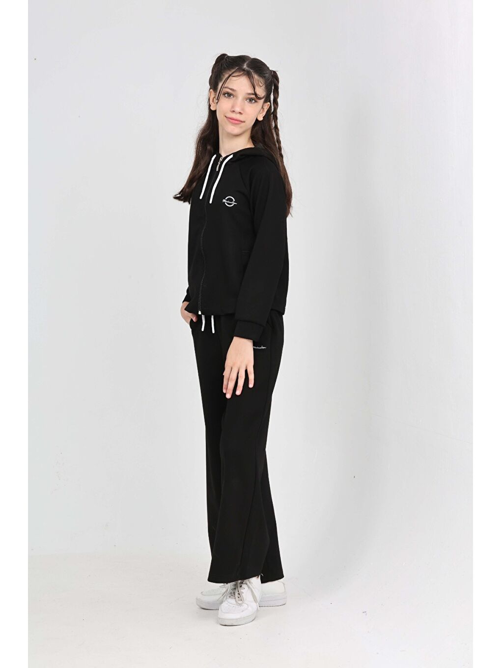 Siyah Kız Çocuk Minimalizm Baskılı Eşofman Takım-1