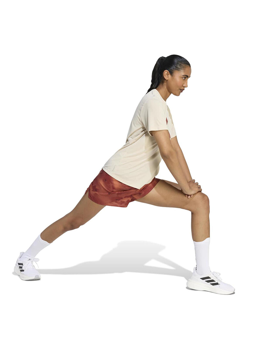 Running Essentials Brand Love Kadın Bej Yuvarlak Yaka Tişört-3