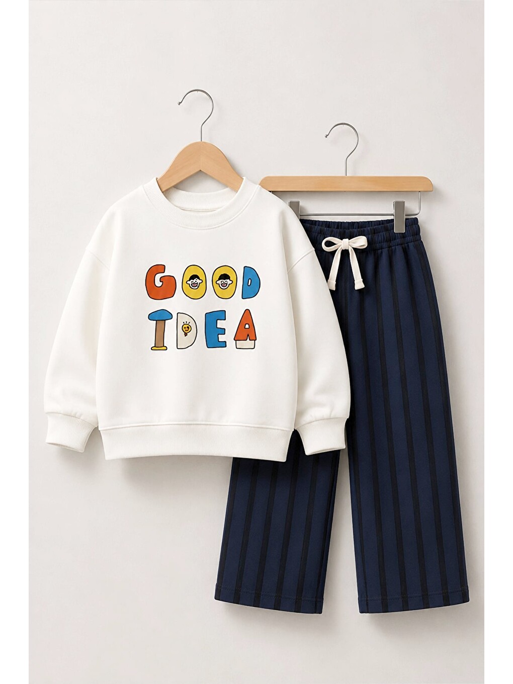 Erkek Çocuk Ekru Slogan Baskılı Sweatshirt Ve Lacivert Çizgili Eşofman Alt Üst Takım-2
