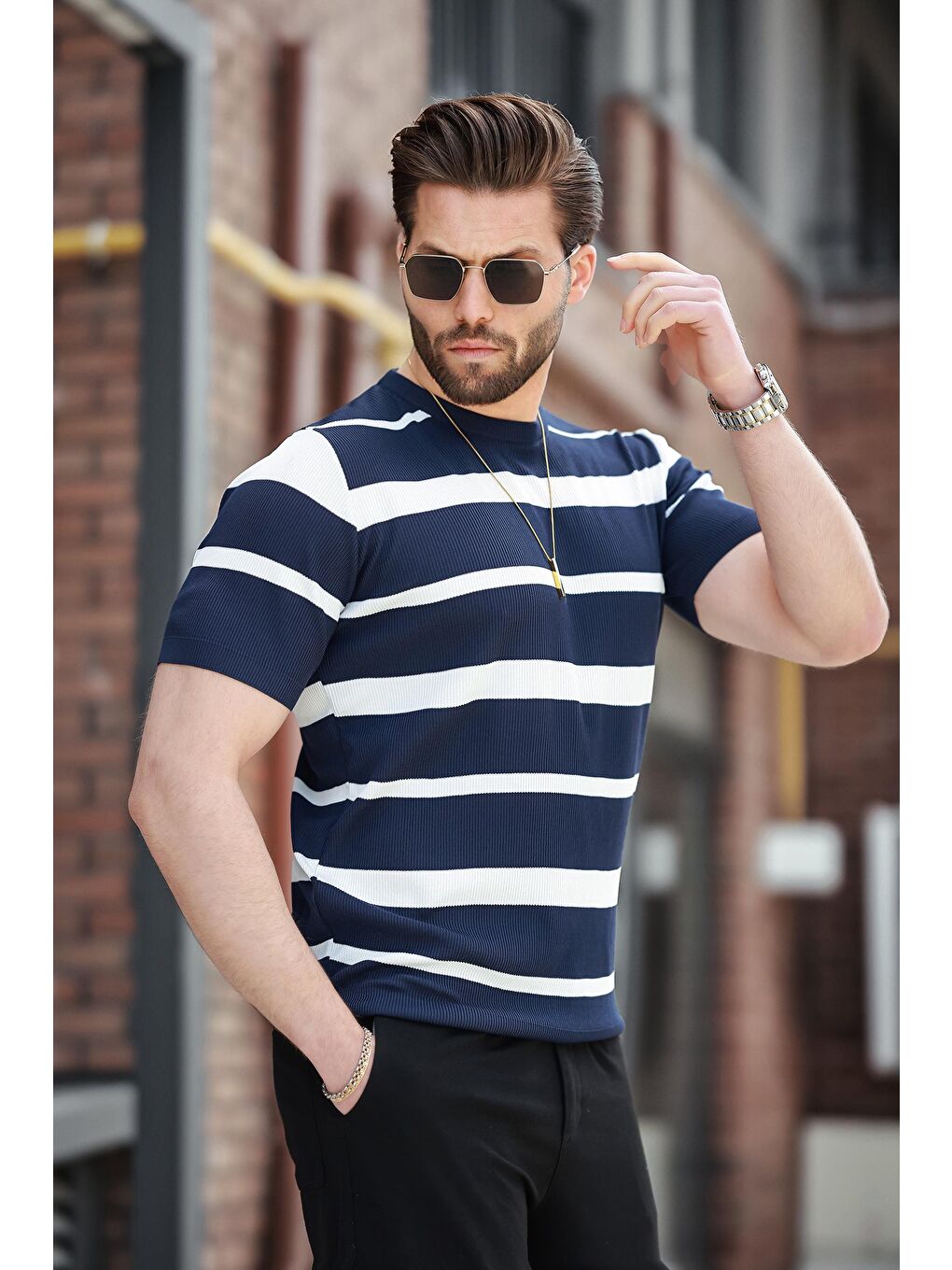 Lacivert Çizgili Bisiklet Yaka Triko Tişört E7414-1