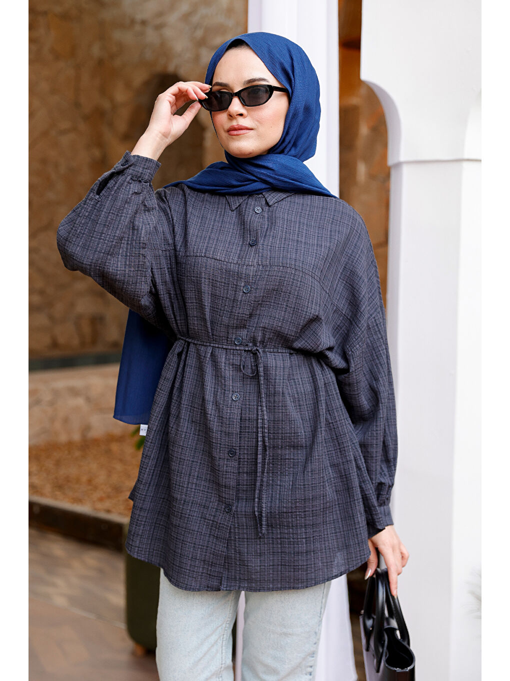 Kadın Ekose Desenli Bel Bağlamalı Gömlek Antrasit-1