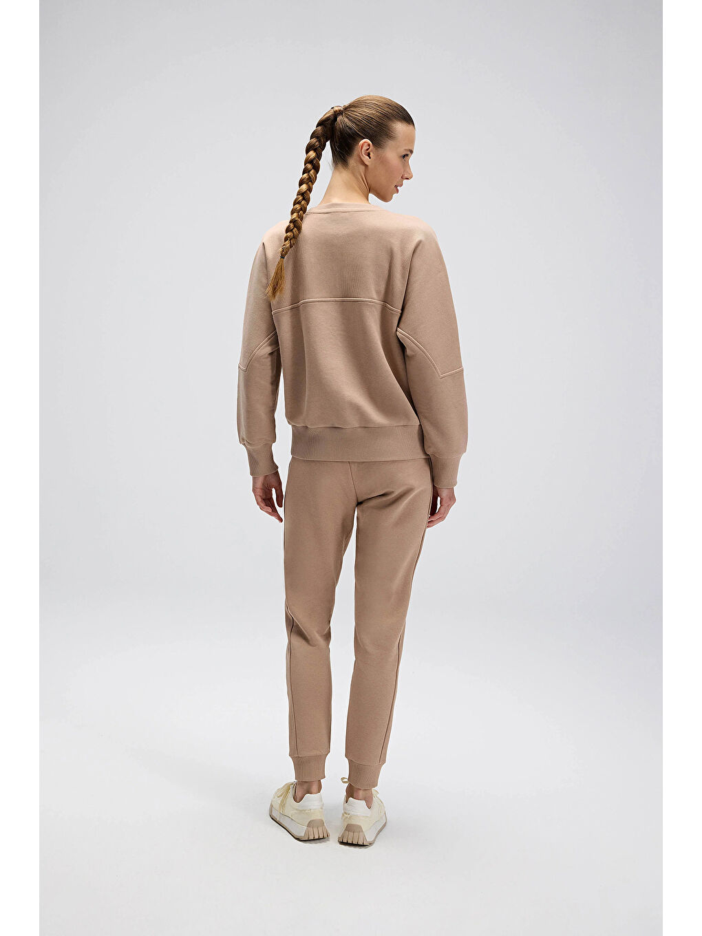 Bej Logolu Pamuklu Regular Fit Bisiklet Yaka Kadın Sweat EF567-BG-5