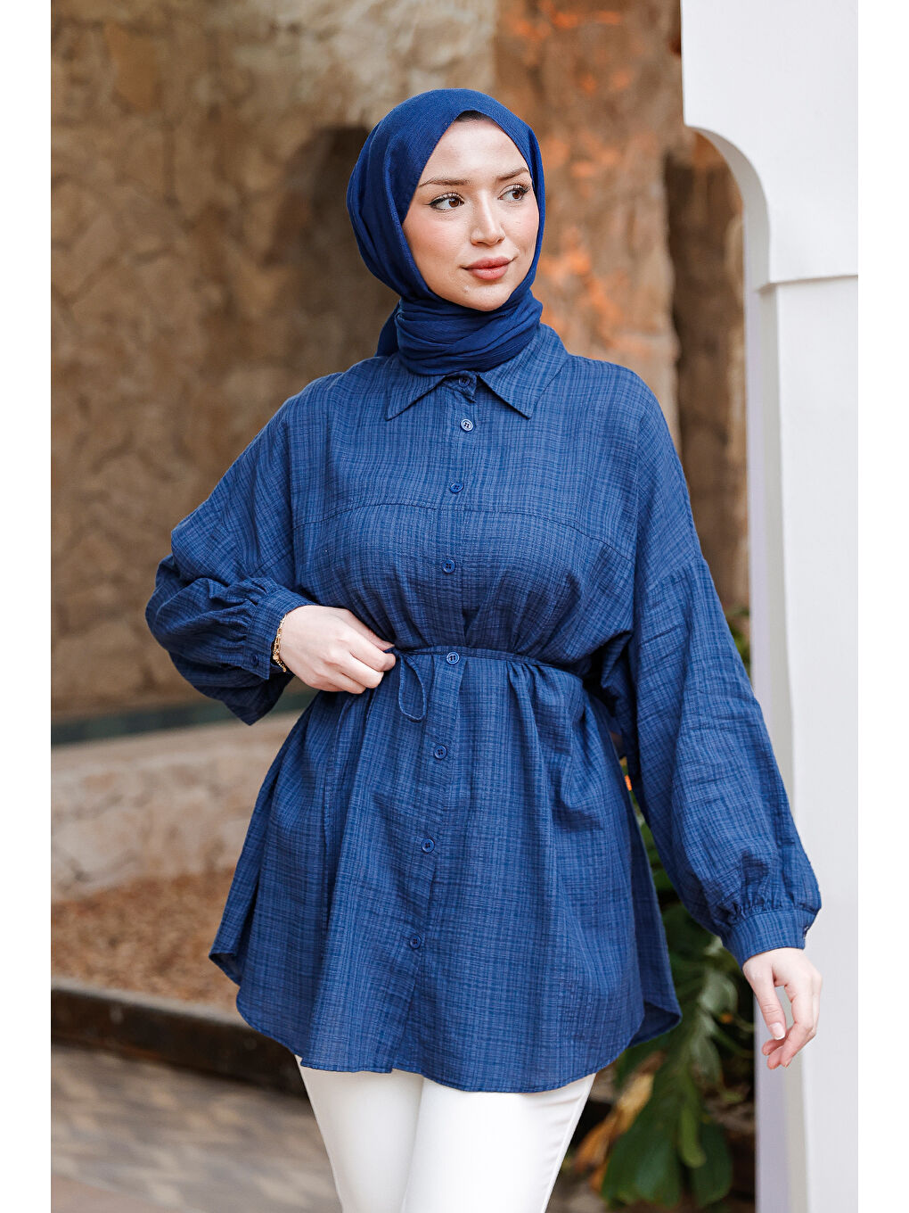 Kadın Ekose Desenli Bel Bağlamalı Gömlek Lacivert