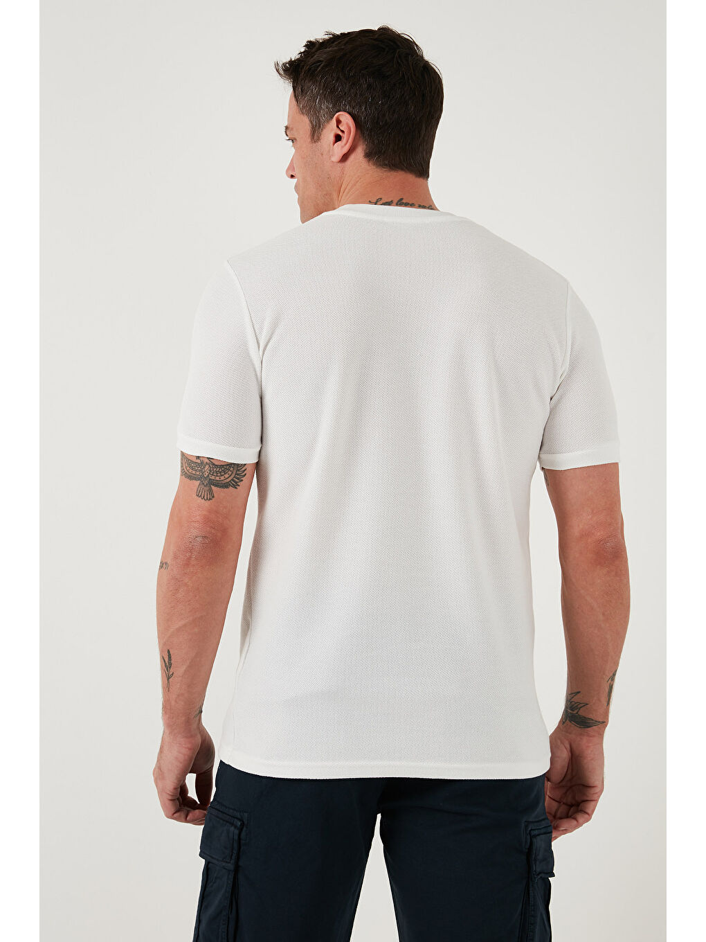 Ekru Pamuklu Bisiklet Yaka Basic Erkek Tişört 5902387-6