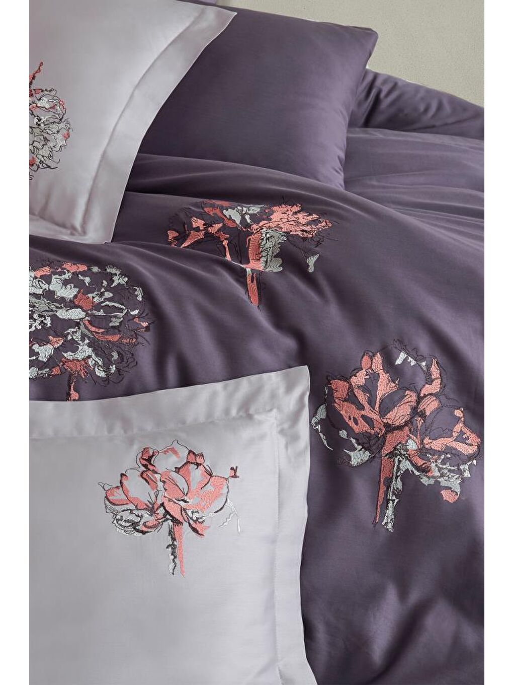Root Nakışlı %100 Pamuk Saten Çift Kişilik Nevresim Takımı Mor-2