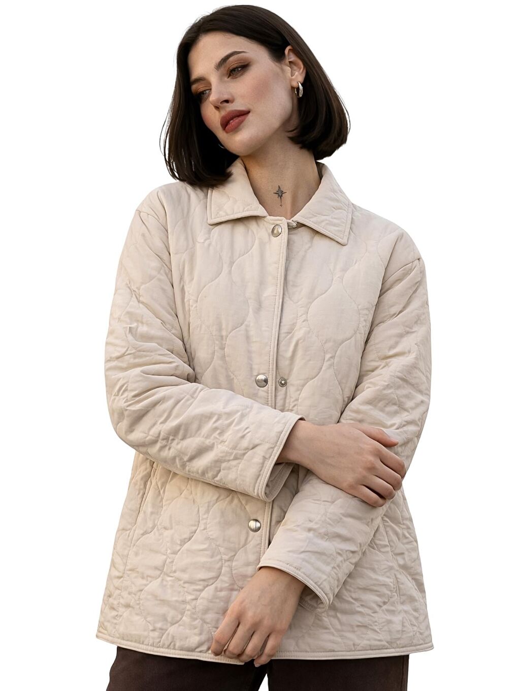 Bej Kadın Desenli Çıtçıtlı Çift Cepli Oversize Kapitone Ceket-5