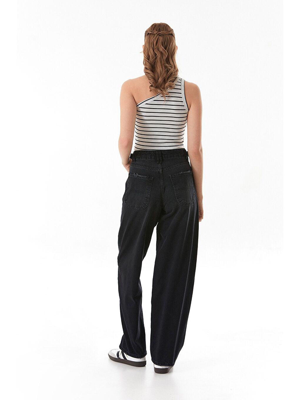 Siyah Yüksek Bel Tokalı Baggy Jean-3