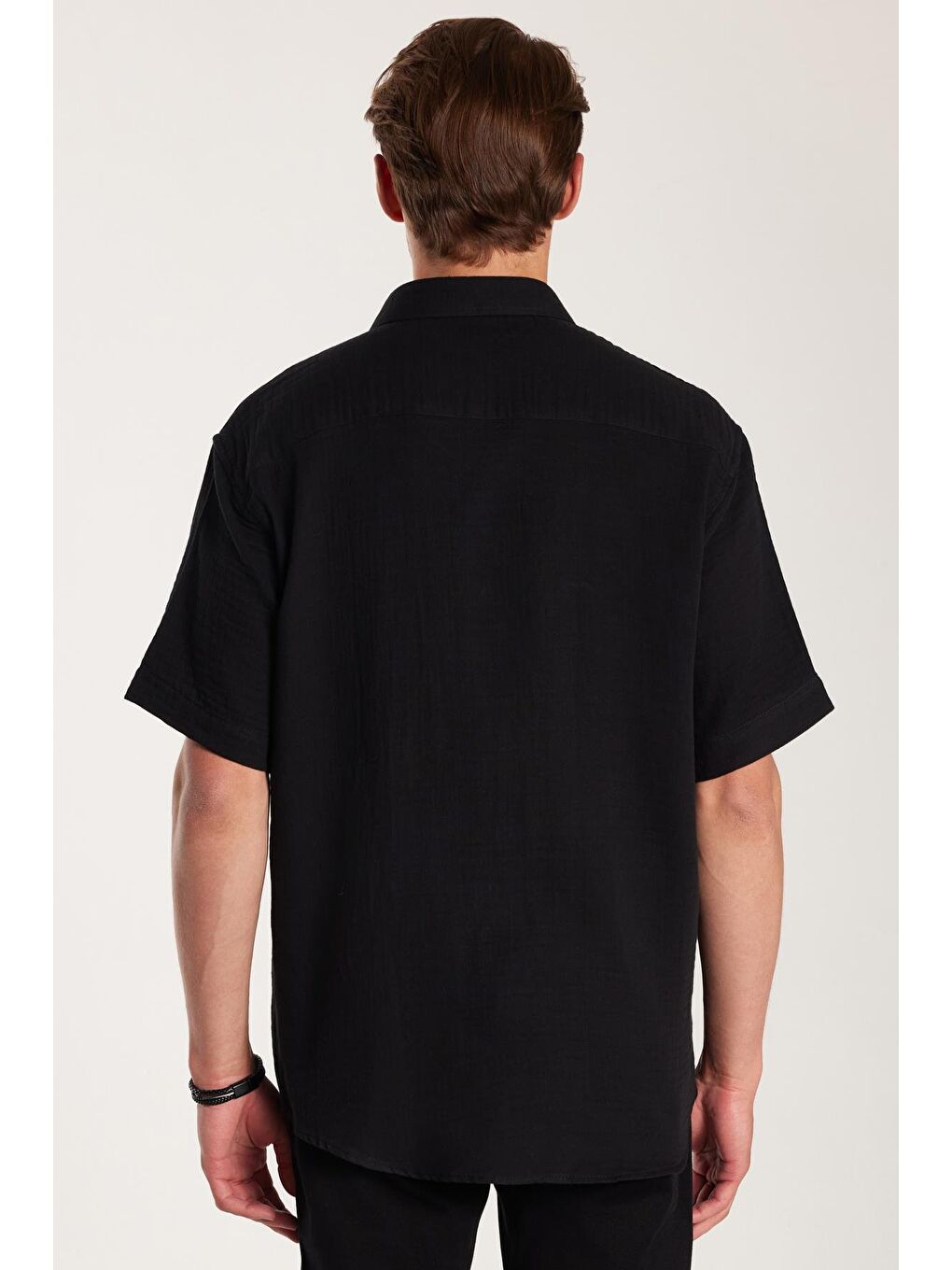 Erkek Relax Fit Rahat Kesim Kısa Kollu %100 Pamuk Tek Cepli Siyah Gömlek-4