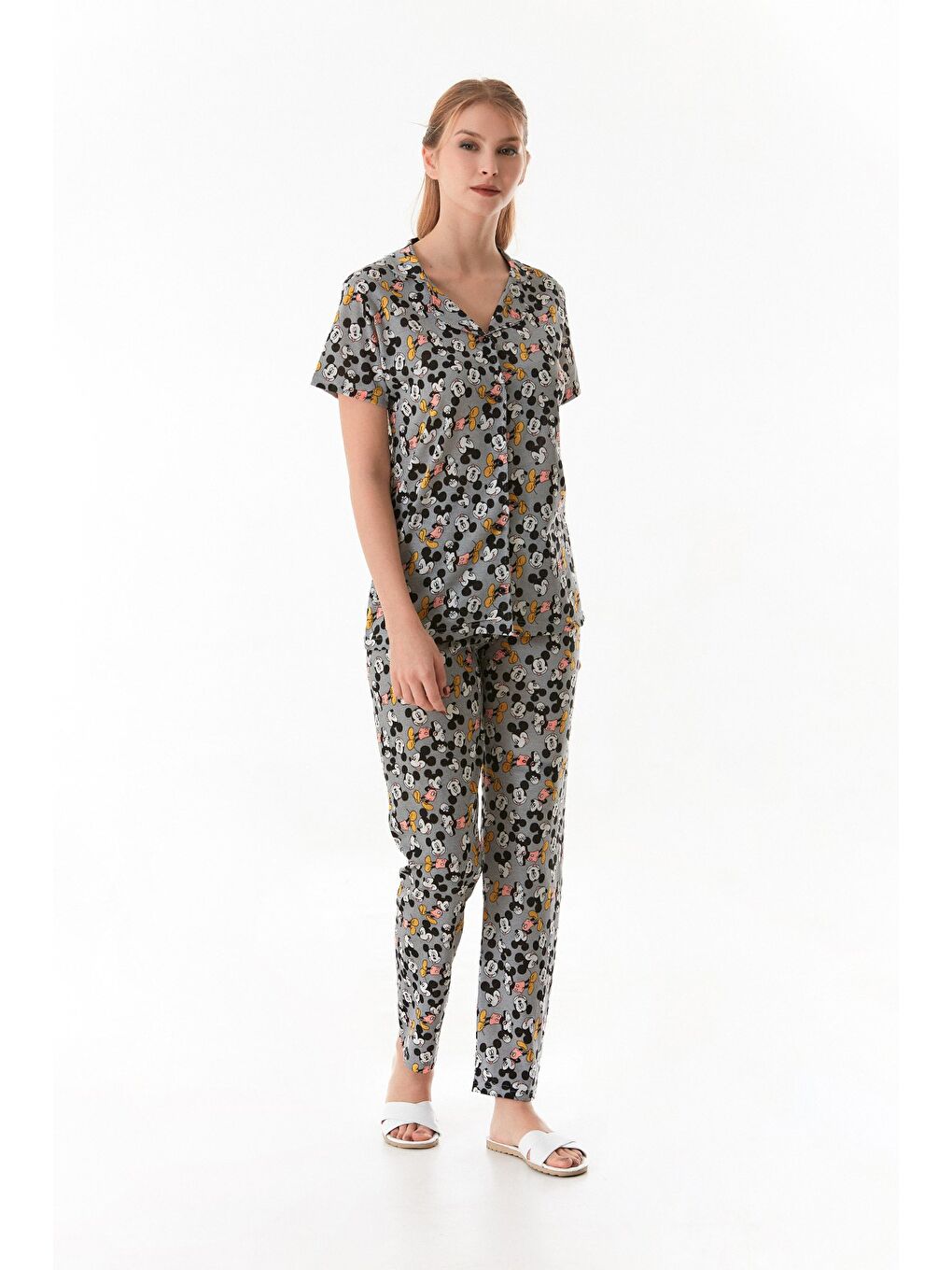 Gri Karakter Baskılı Gömlek Yaka Pijama Takımı-4