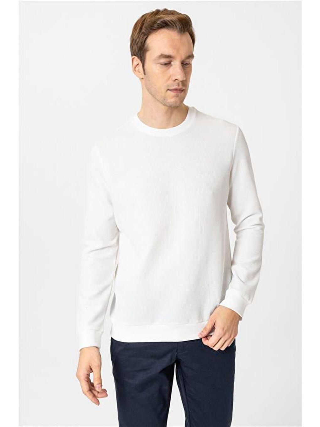 Beyaz Regular Armürlü Bisiklet Yaka Triko-1