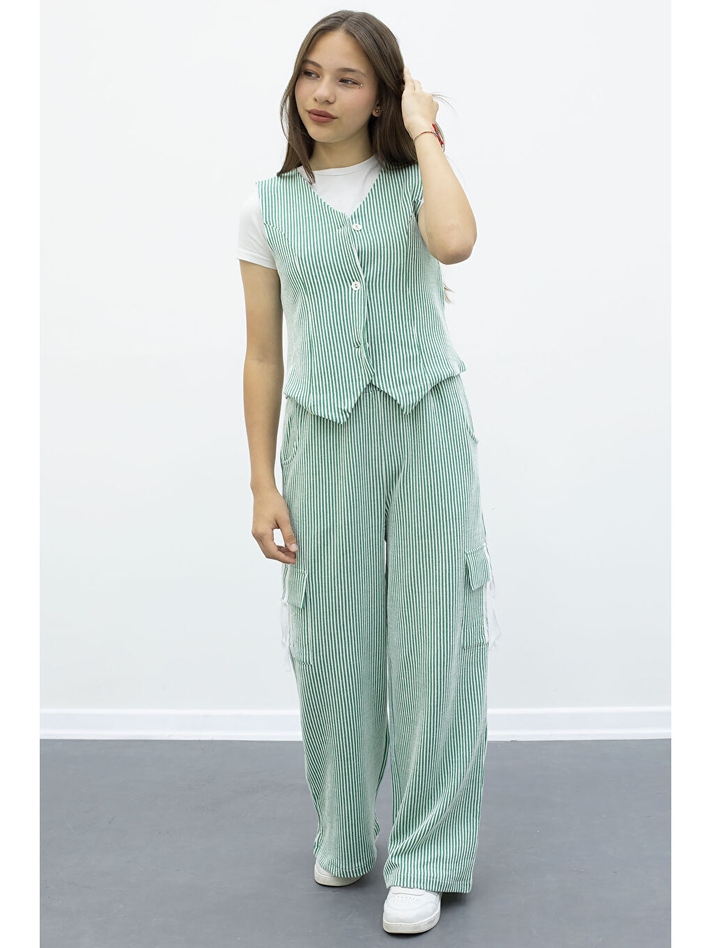 Yeşil Çizgili Düğmeli Yelekli Kargo Cepli Pantolonlu Kız Çocuk 2li Takım 21015-2