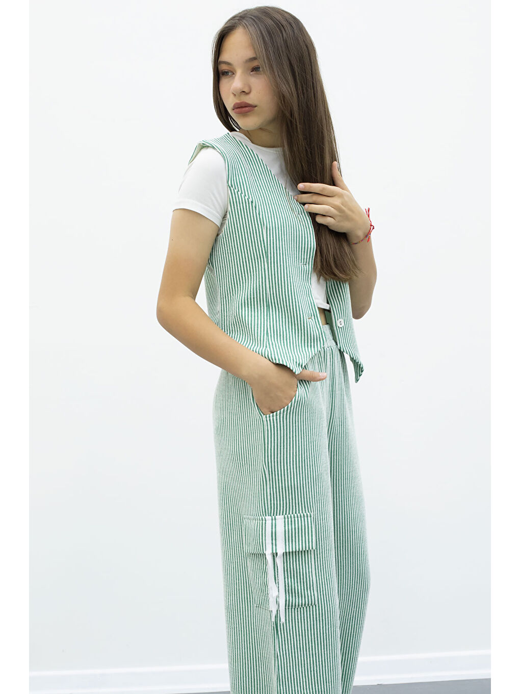 Yeşil Çizgili Düğmeli Yelekli Kargo Cepli Pantolonlu Kız Çocuk 2li Takım 21015-3